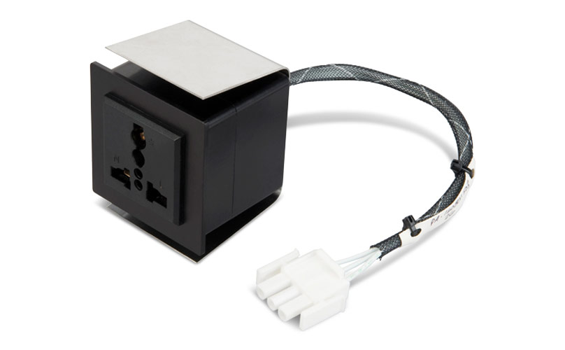 Universal AC Outlet Image 1